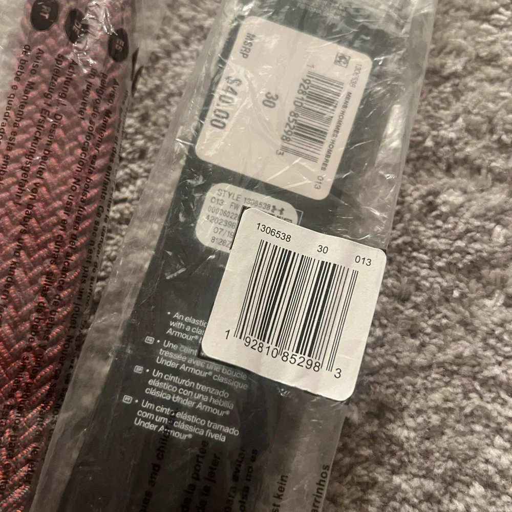 - Nwt Under Armour belt